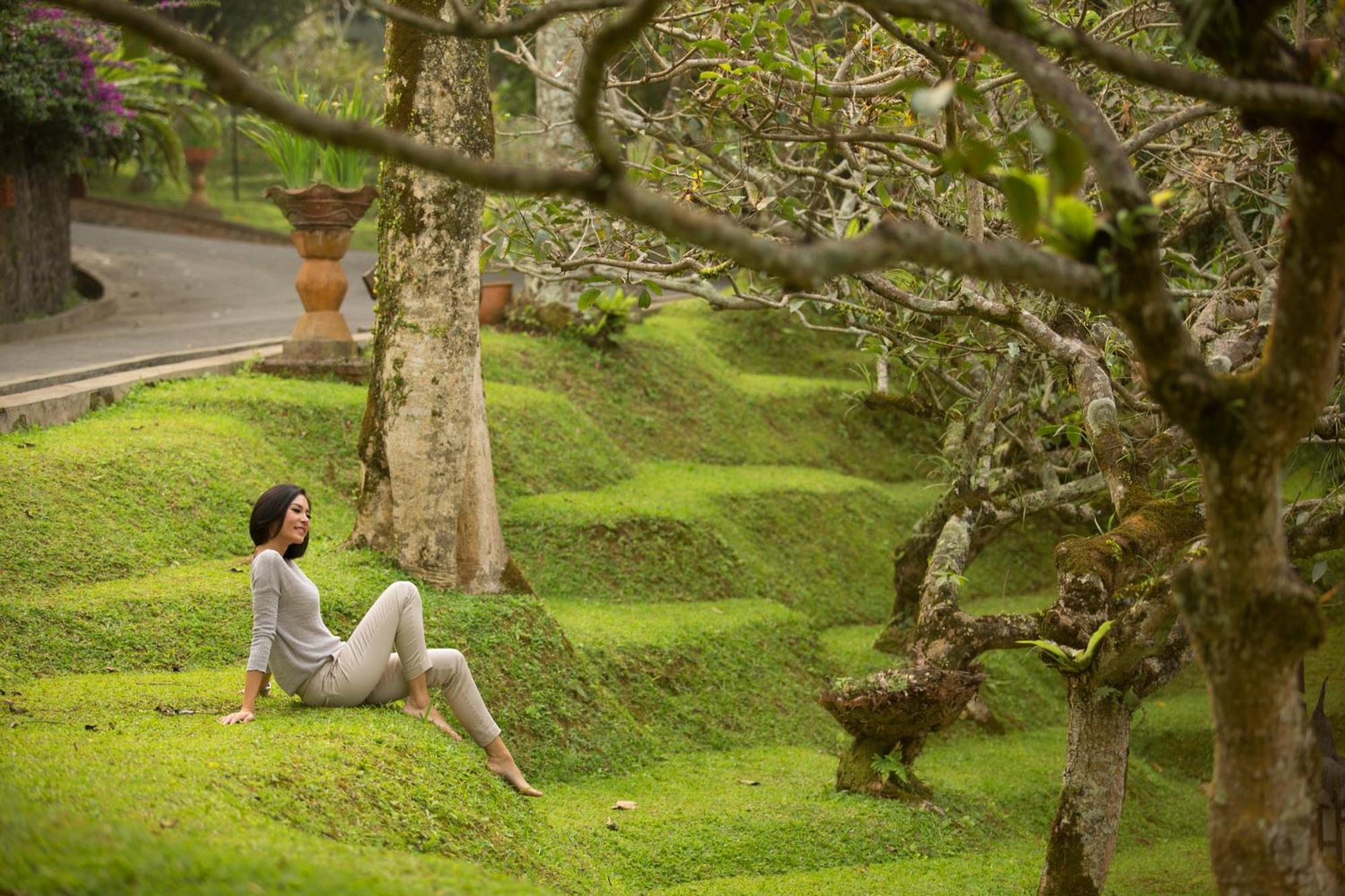 Novus Giri Resort & Spa Puncak Exterior foto