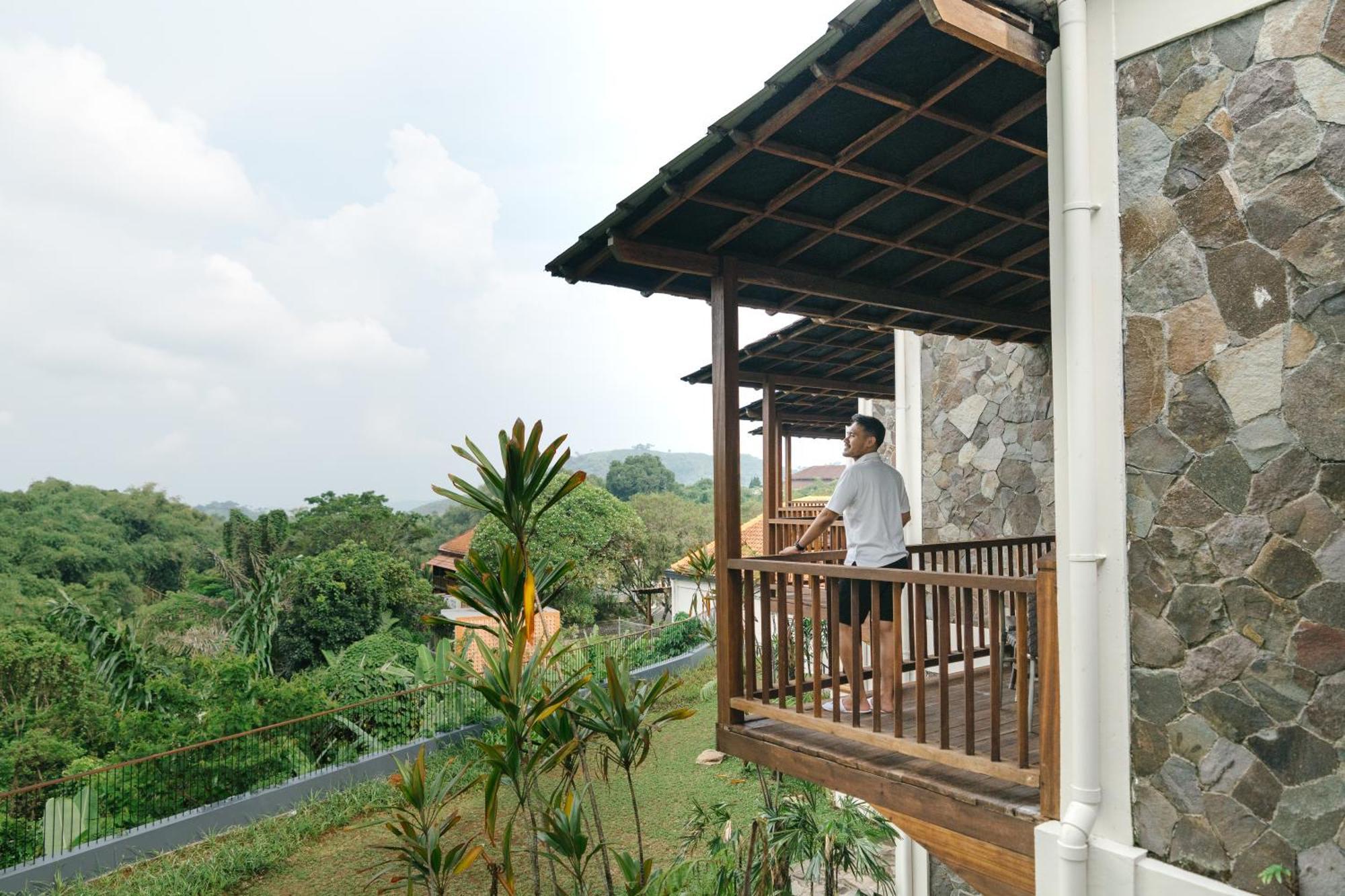 Novus Giri Resort & Spa Puncak Exterior foto