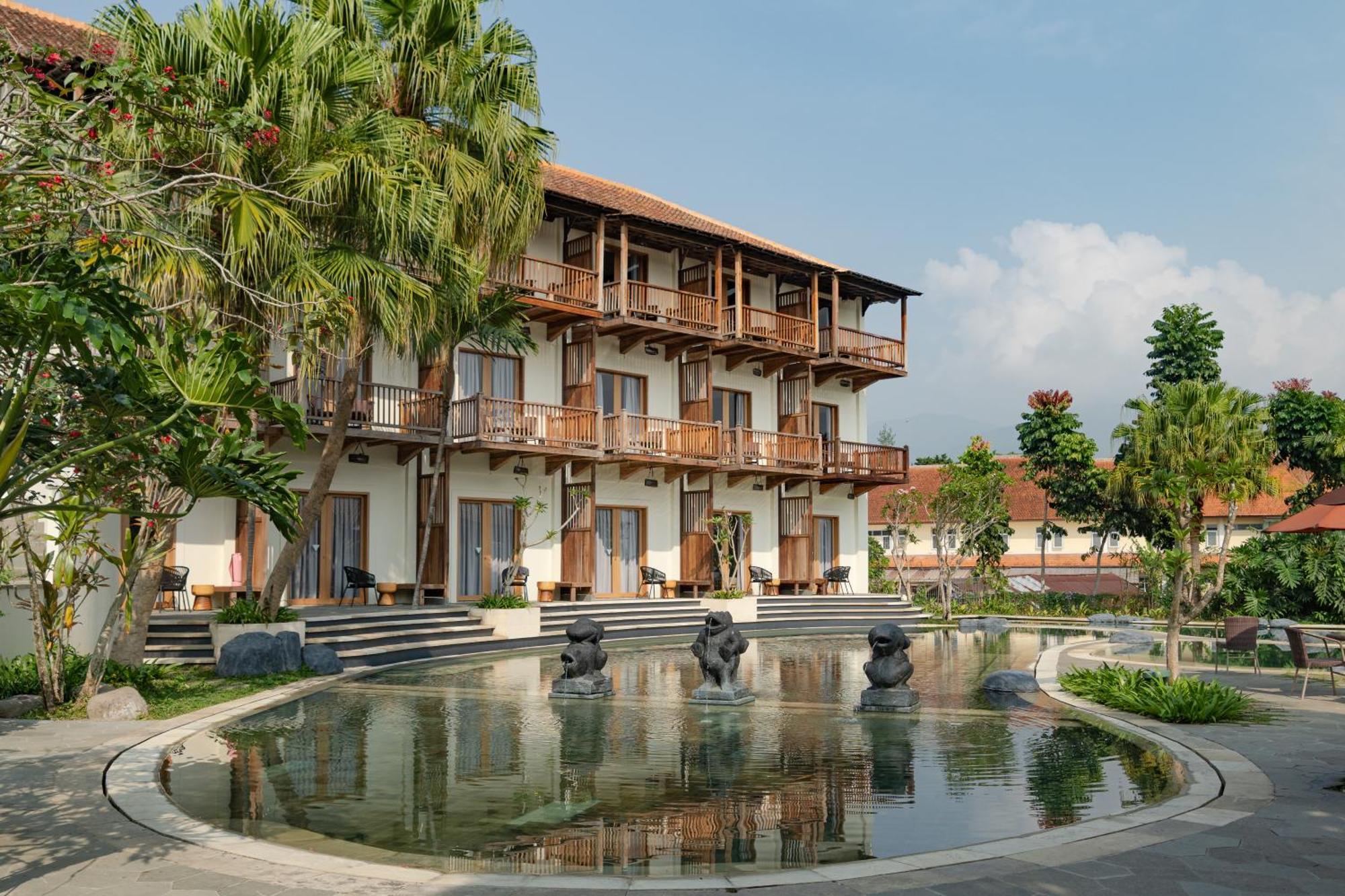 Novus Giri Resort & Spa Puncak Exterior foto