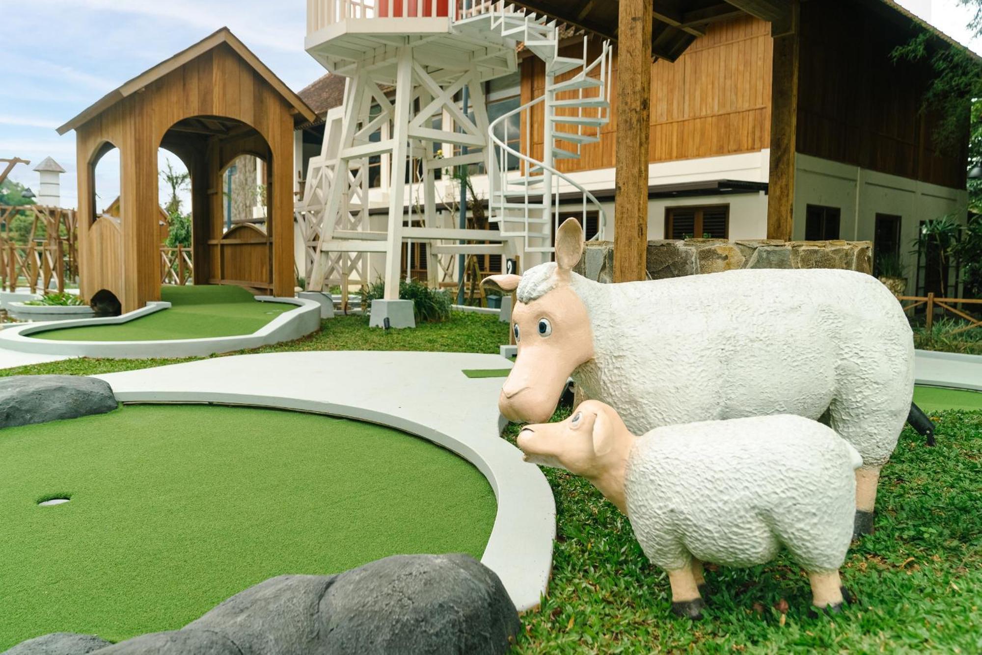 Novus Giri Resort & Spa Puncak Exterior foto