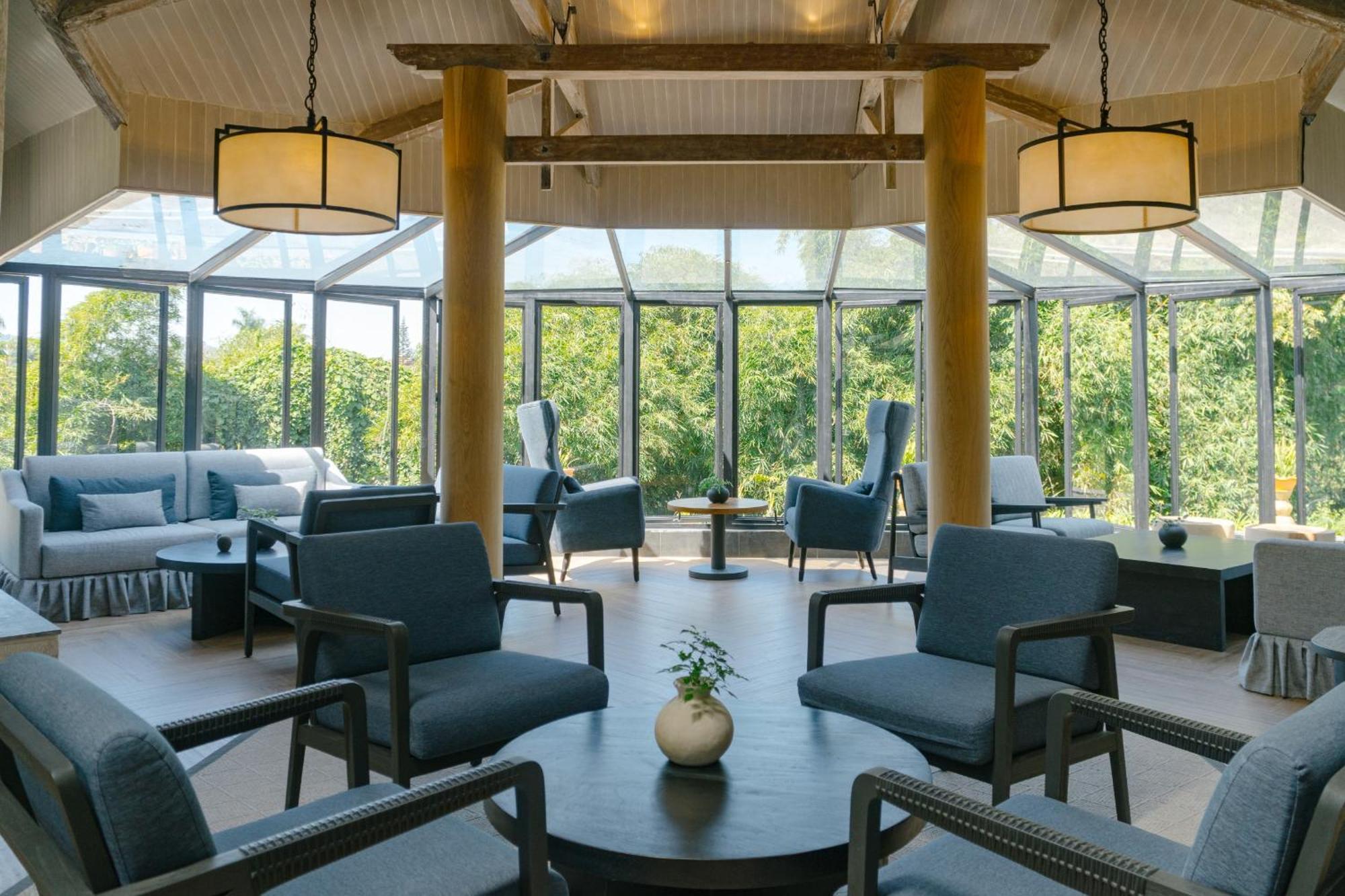 Novus Giri Resort & Spa Puncak Exterior foto